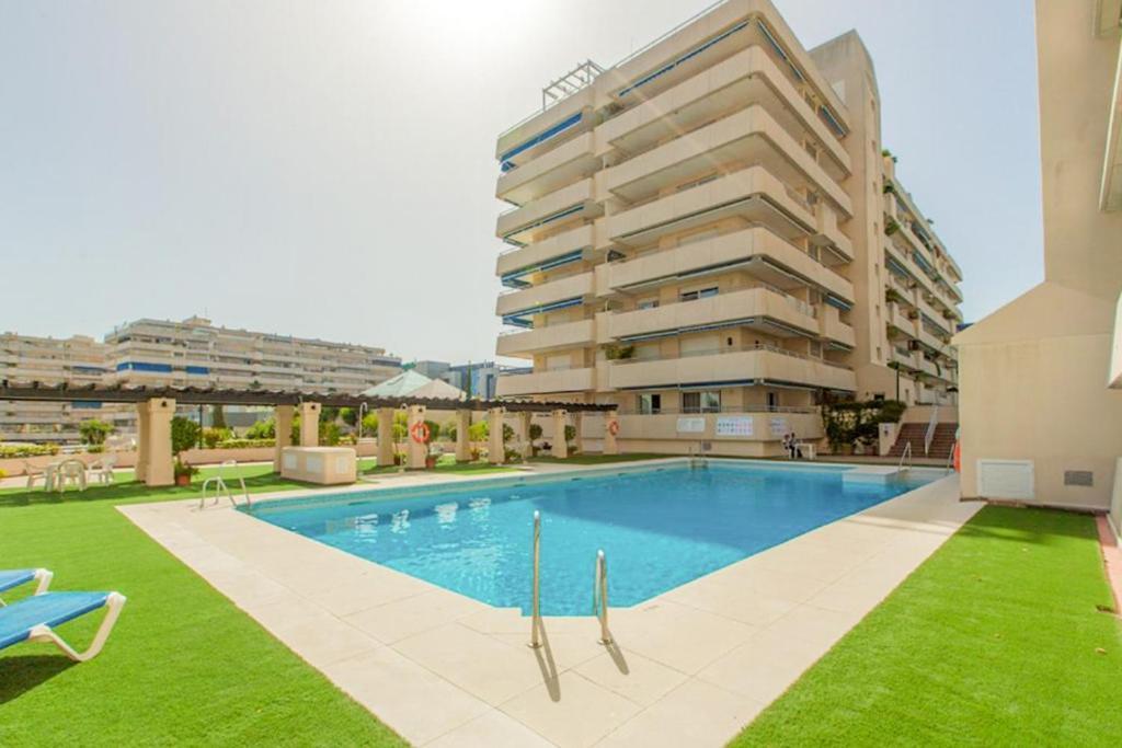 3 Room Lux Apt Puerto Banus-Terrace 5 Min To Beach Марбелья Екстер'єр фото